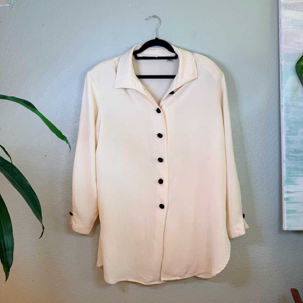 Valerie Stevens Silk Ivory Black Fabric Button Down Elegant Vintage Shirt 12